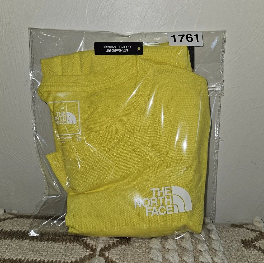 NWT! North Face Womens T-Shirt Short Sleeve Bright Yellow Extra Large XL NEW TNF